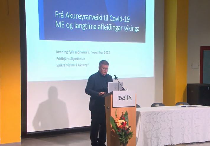 Friðbjörn Sigurðsson læknir Friðbjörn Sigurðsson læknir að halda fyrirlestur